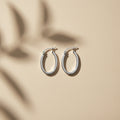Argollas Ovaladas 1cm de Ancho en Plata 925 — Elegancia Refinada que Estiliza