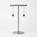 Aretes Colgantes Cadena con Cristal Cuadrado Amatista en Plata 925 — Color y Delicadeza