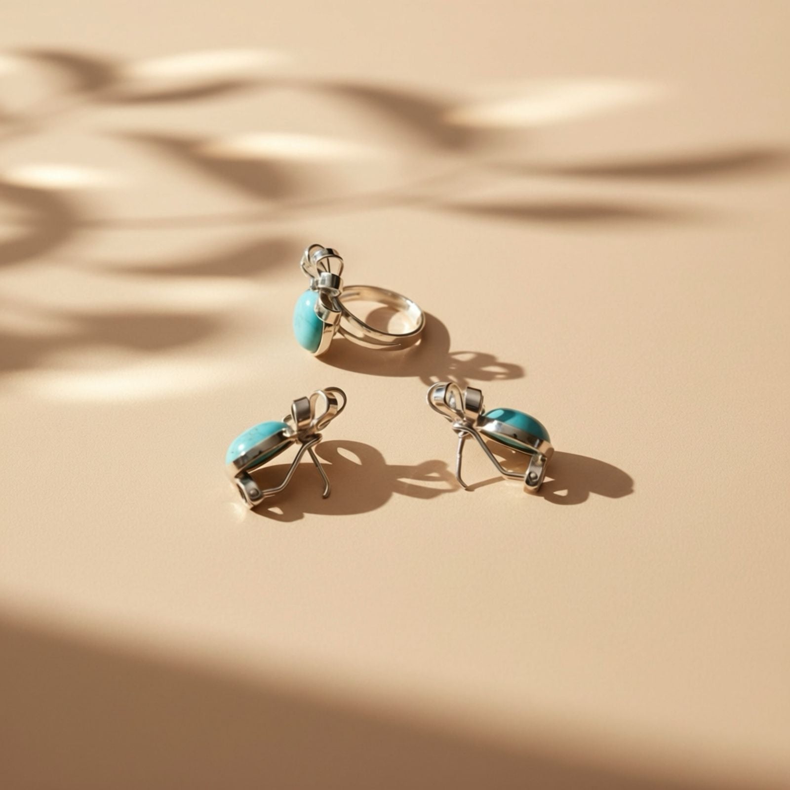 Set Turquesa Floral Anillo Talla #8 y Aretes en Plata 925 — Naturaleza Botánica Elegante