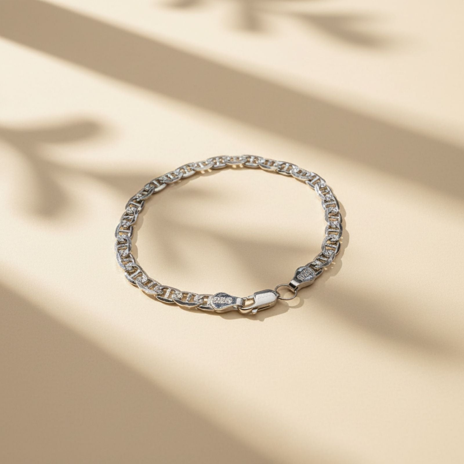 Pulsera Marinera Diamantada en Plata 925 — Estructura, Brillo y Distinción