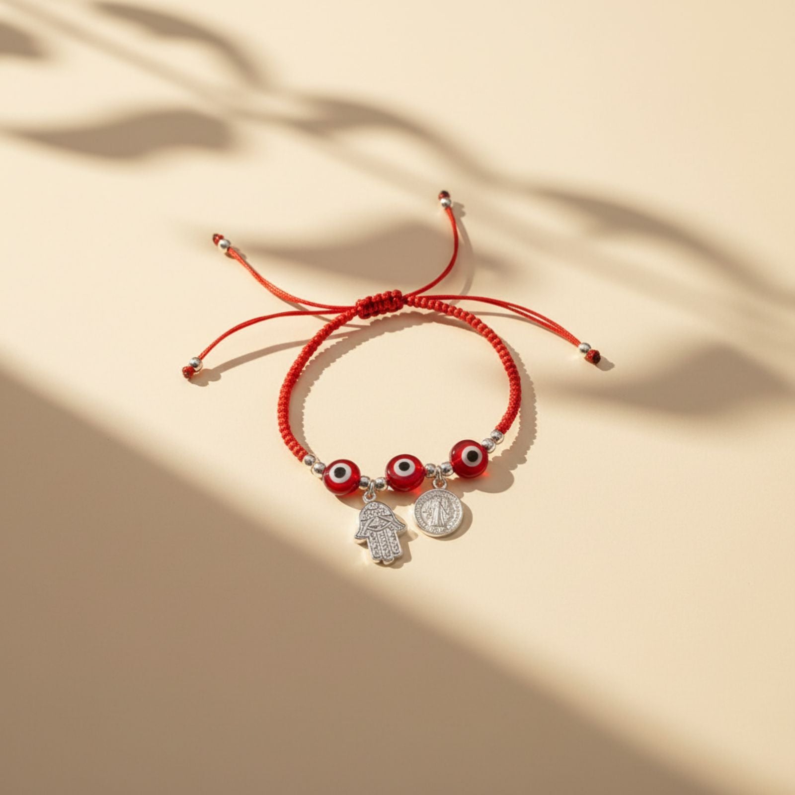 Pulsera Hilo Rojo Mano de Fátima y San Benito en Plata 925 — Protección y Fe