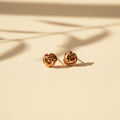 Aretes Topo Capullo de Rosa Oro Rosa en Plata 925 — Feminidad Eterna en Flor